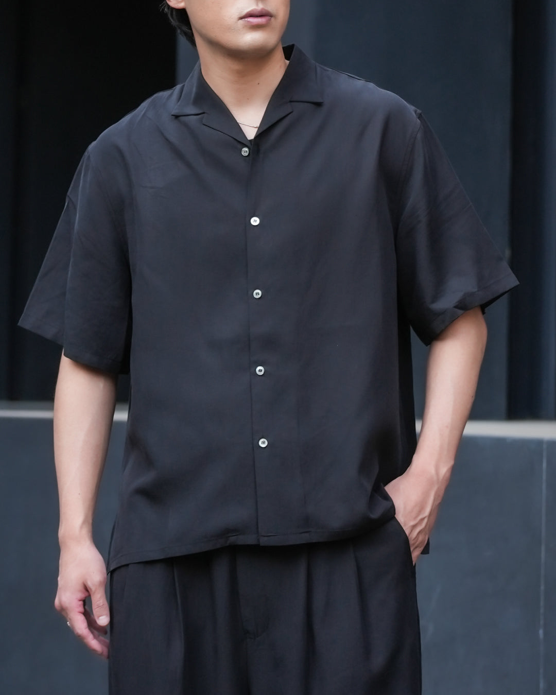 Linen Blend Open Collar S/S Shirt -black-