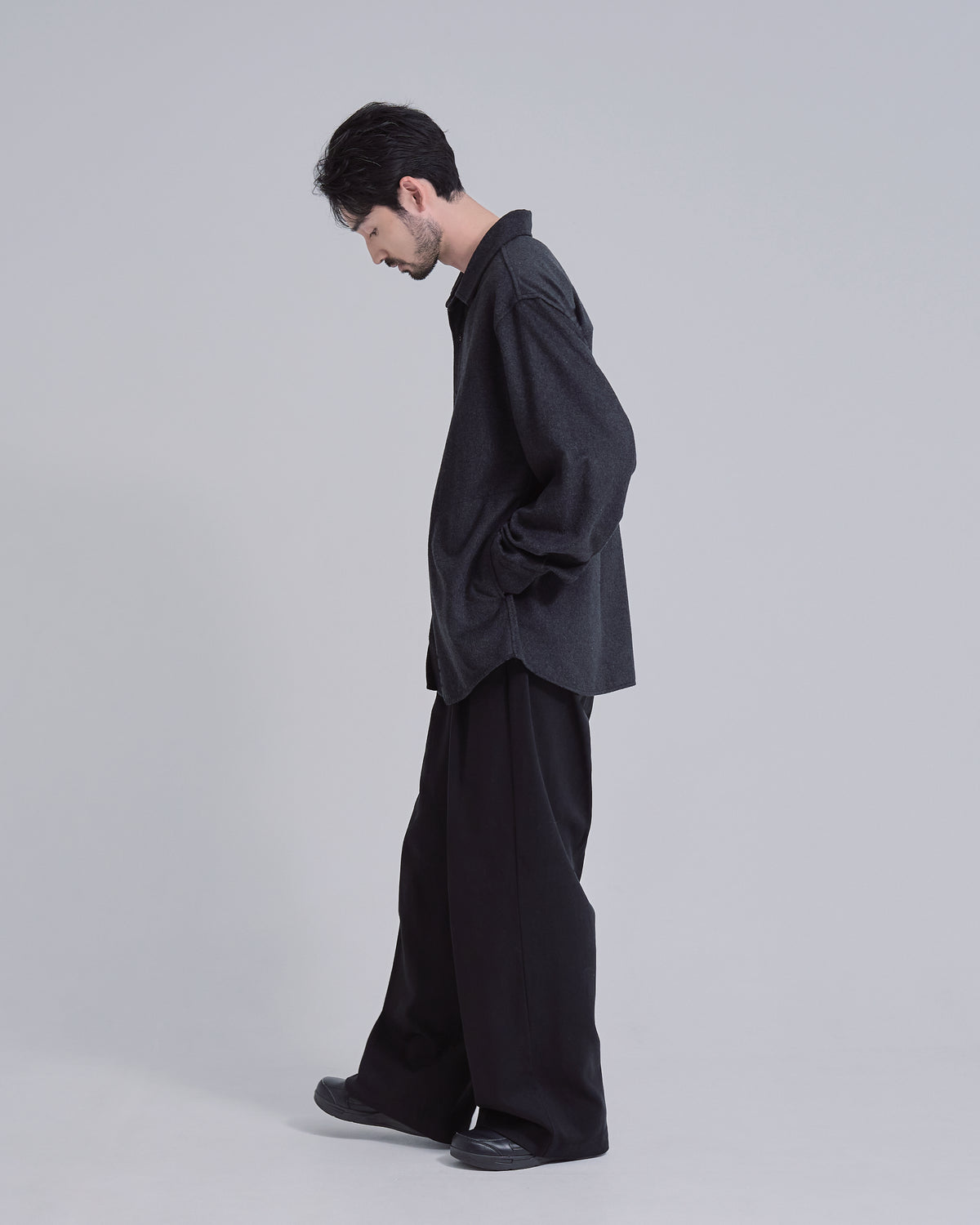 Relaxed Fit Light Melton Shirt -black-