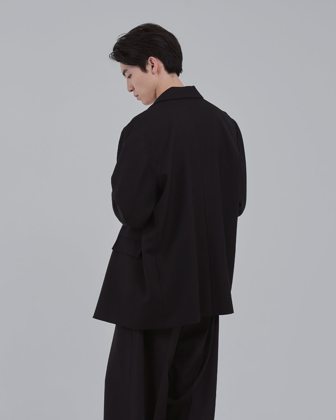 Single-Breasted Tailored Jacket -black-