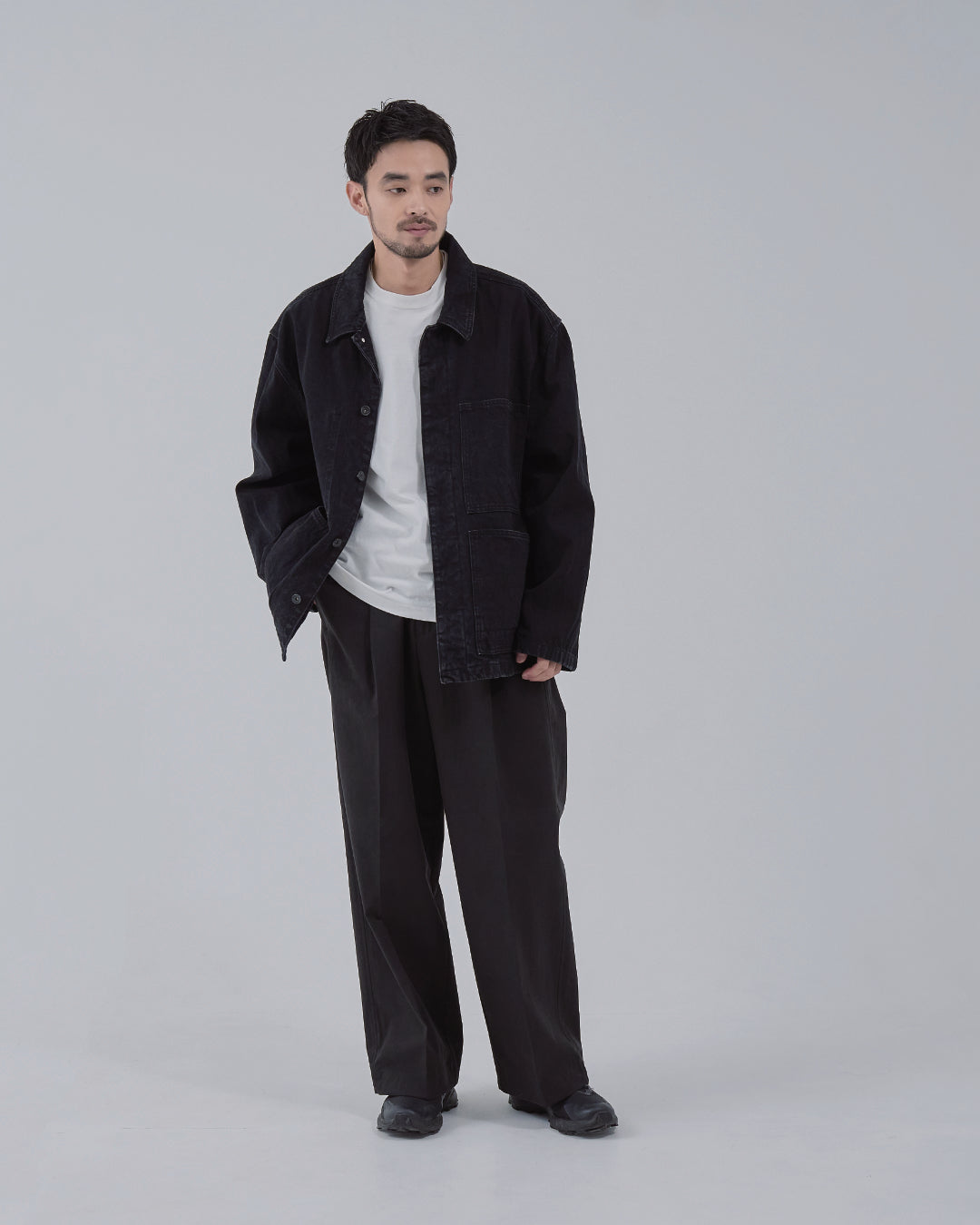 Relaxed Fit Denim Jacket -black-
