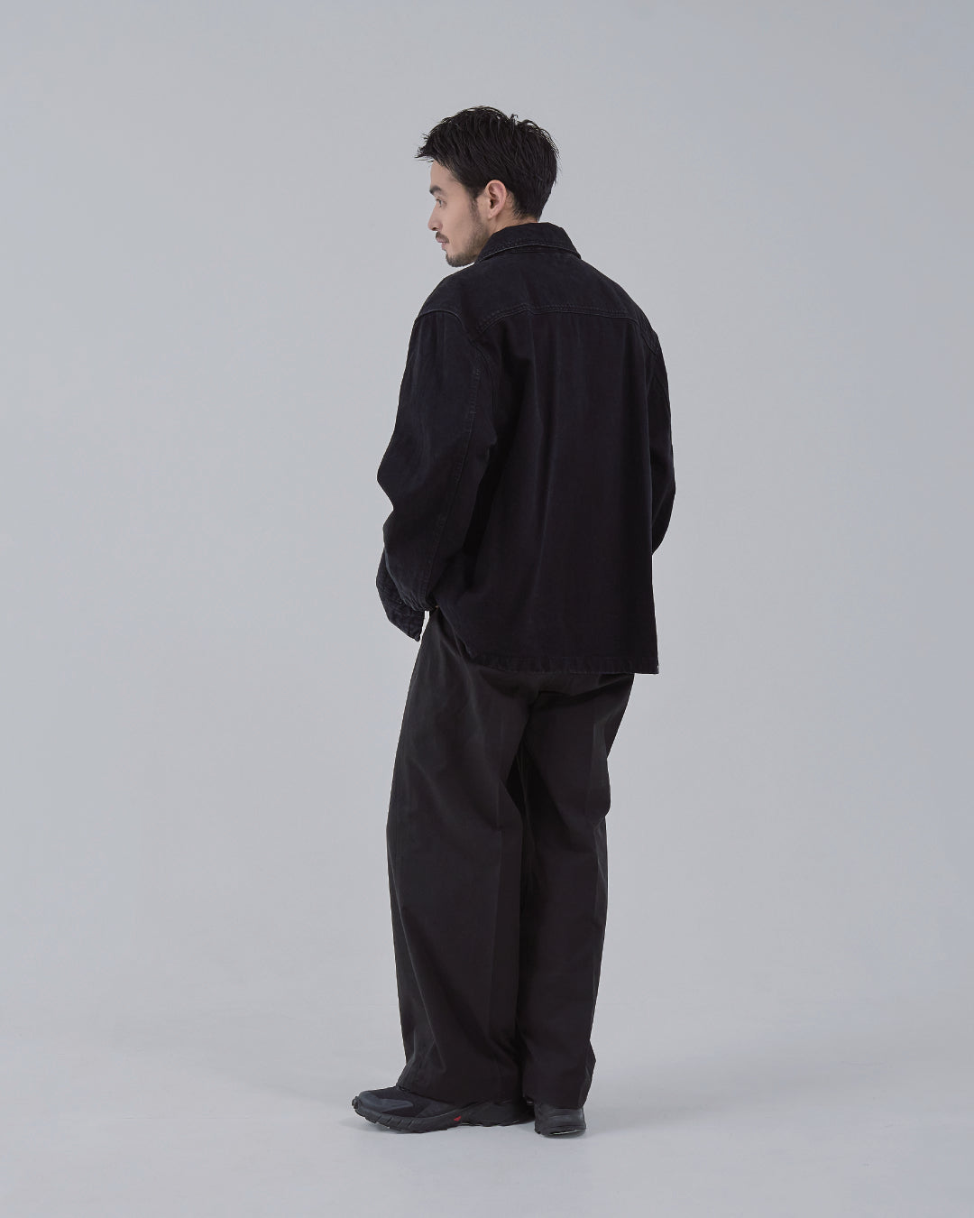 Relaxed Fit Denim Jacket -black-