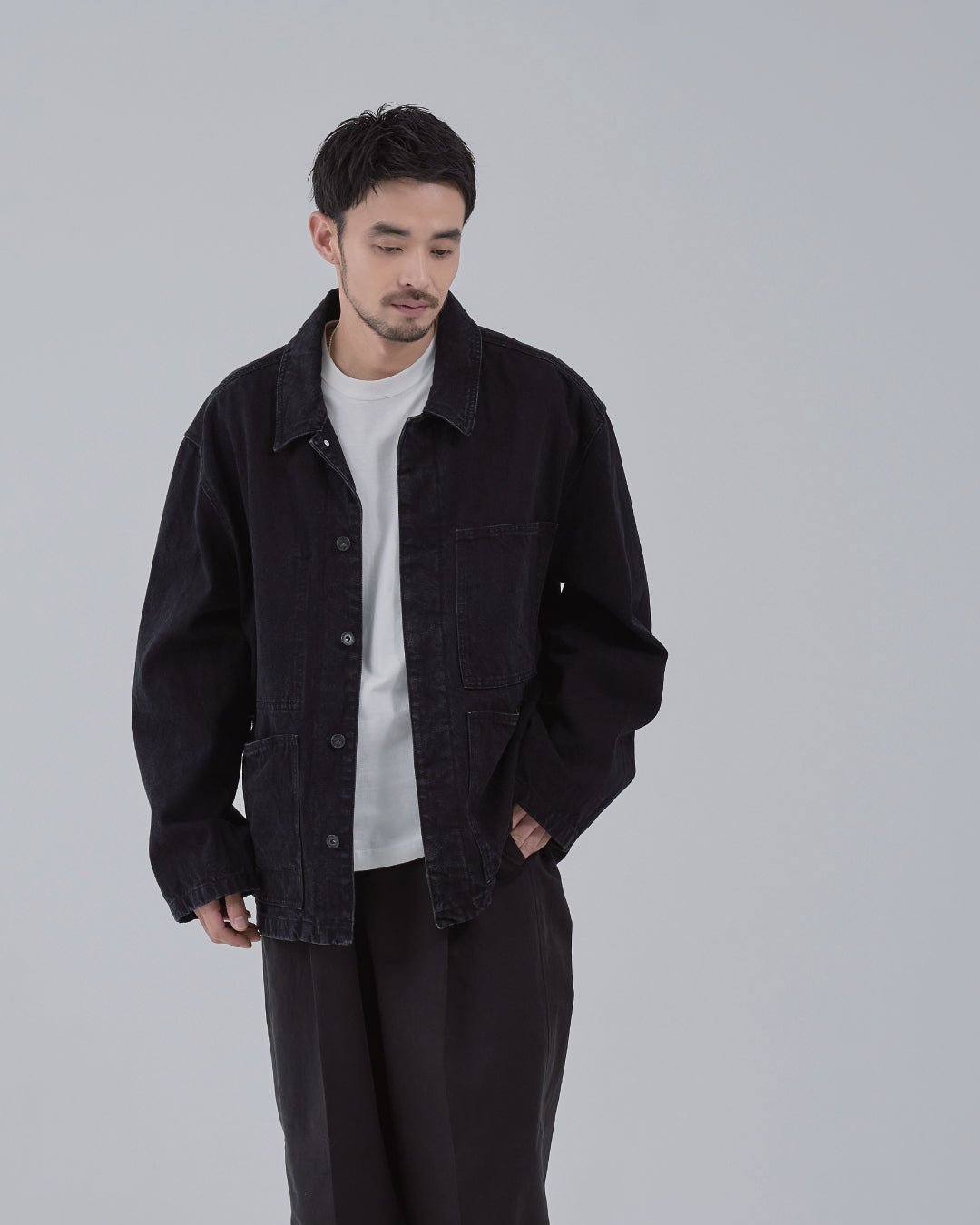 Relaxed Fit Denim Jacket -black-