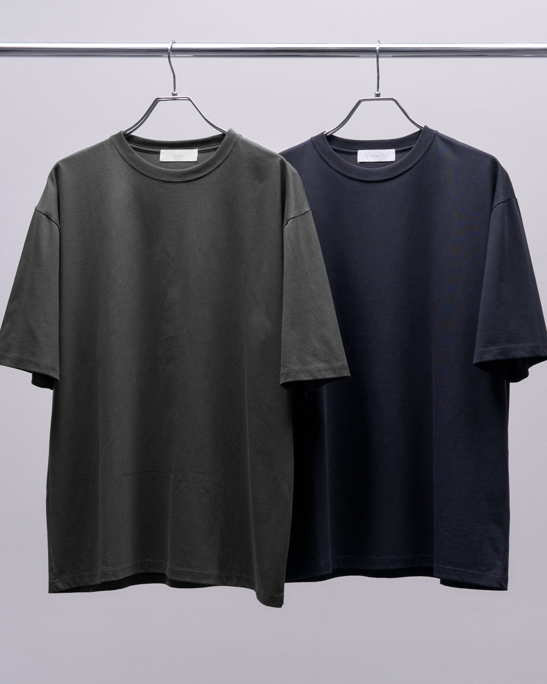 Pack S/S Tee -charcoal×navy-