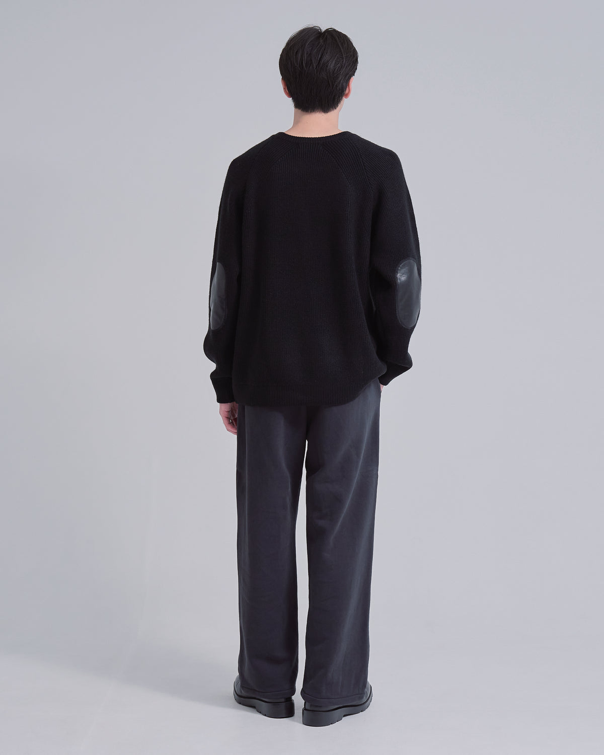 Elbow Patch Rib Crewneck Knit -black-