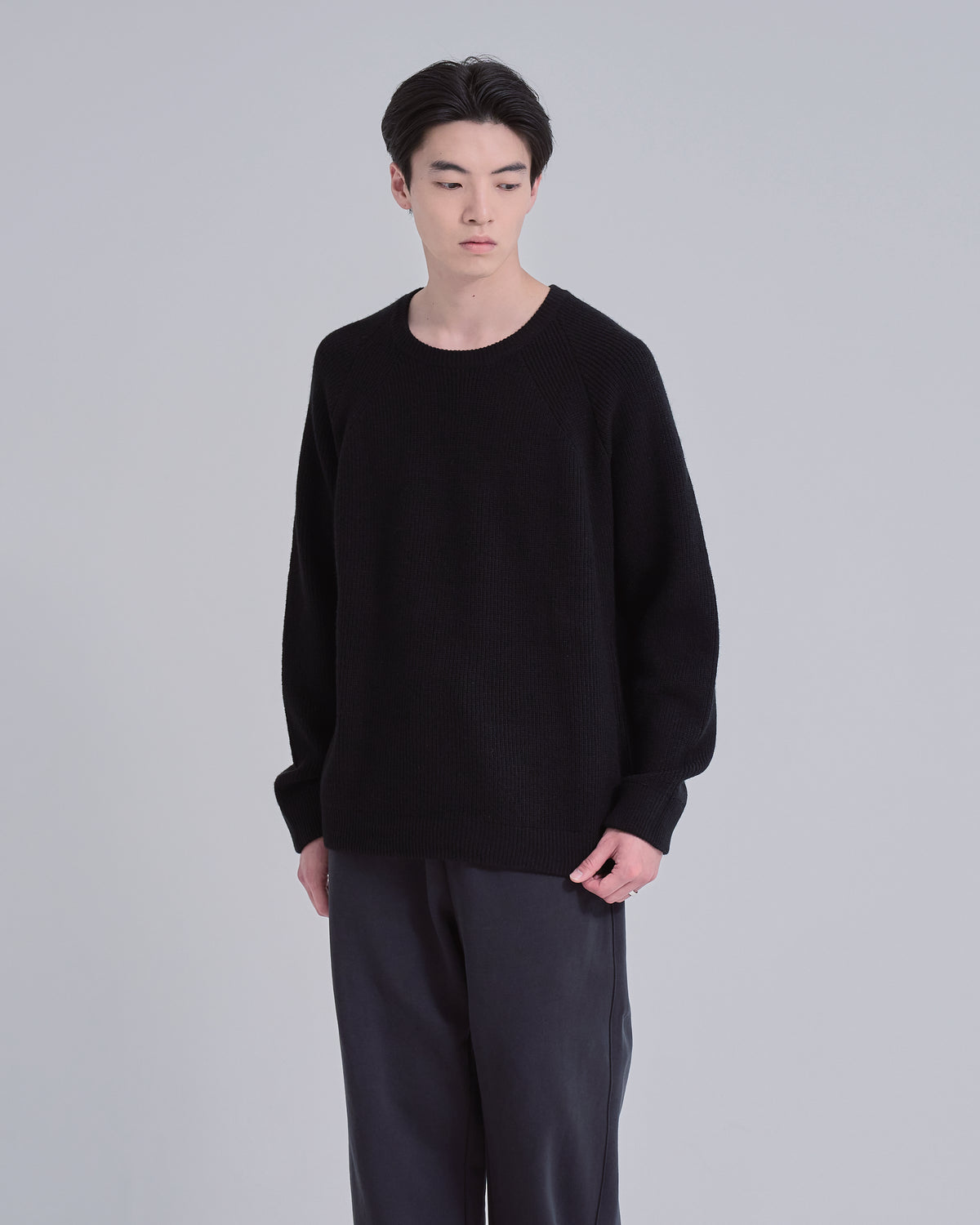 Elbow Patch Rib Crewneck Knit -black-