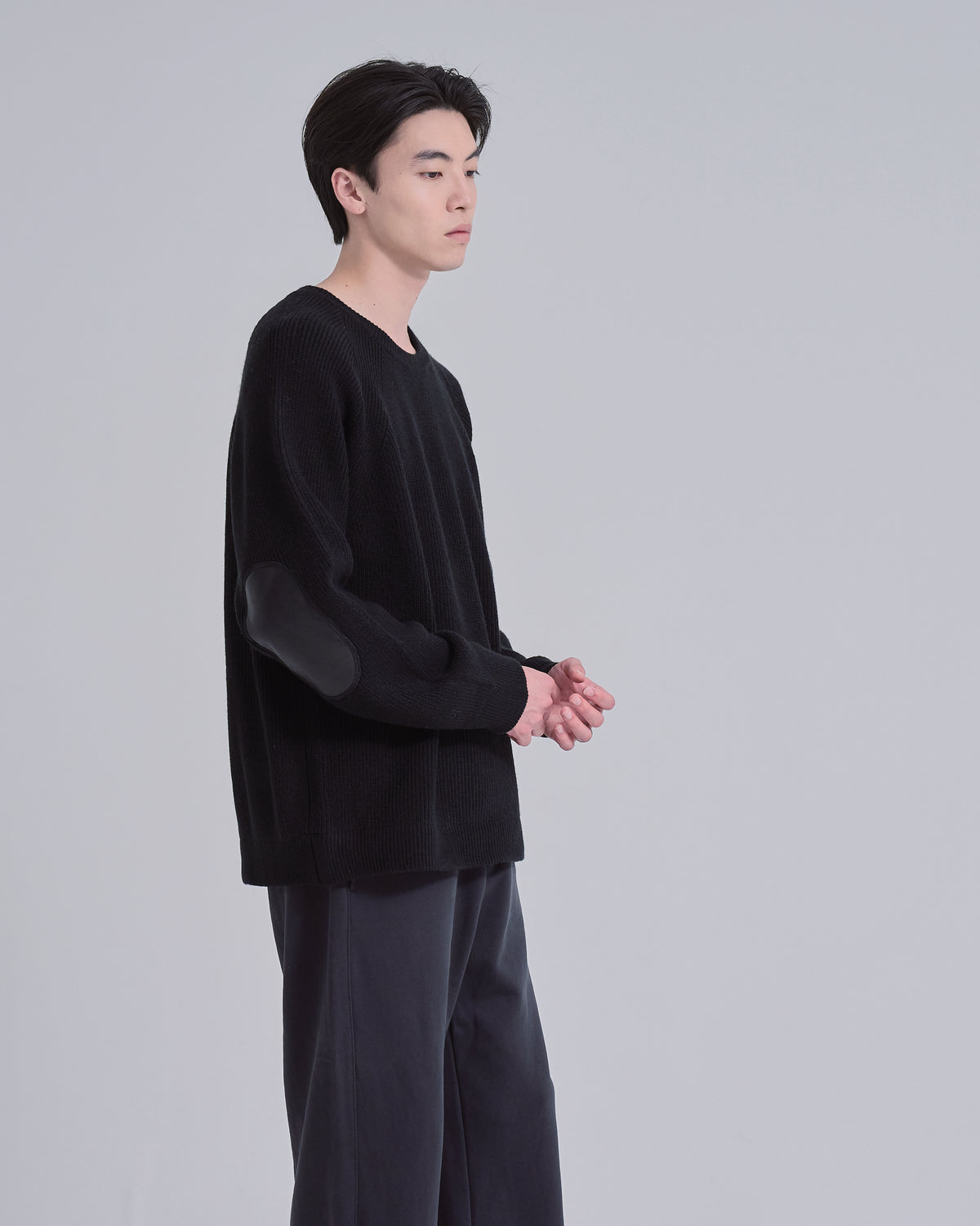 Elbow Patch Rib Crewneck Knit -black-