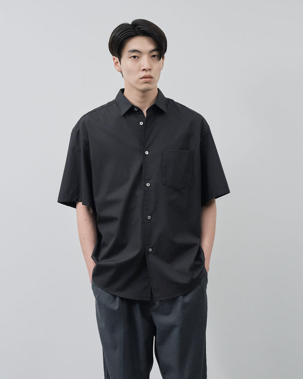 Relaxed Fit S/S Regular Collar Shirt -black-