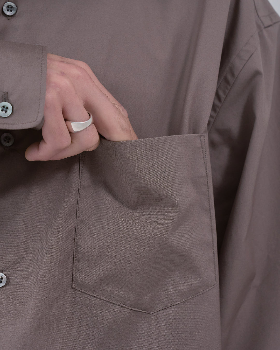 Relaxed Fit Regular Collar L/S Shirt -brown-
