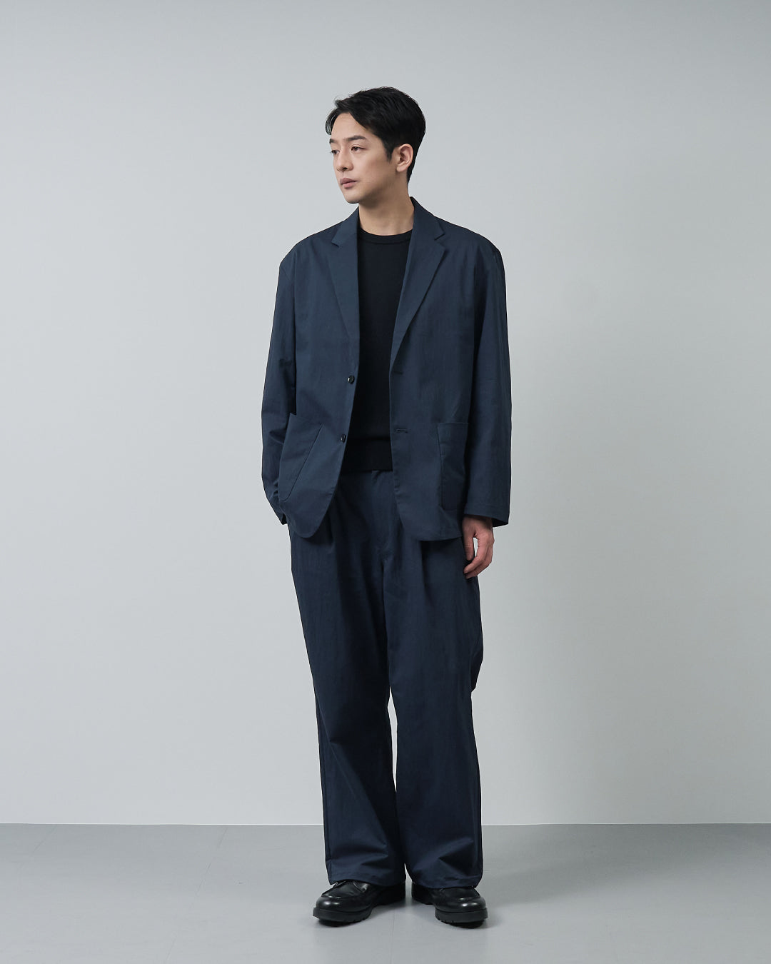 Cotton×Nylon Wide Straight Easy Slacks -navy-
