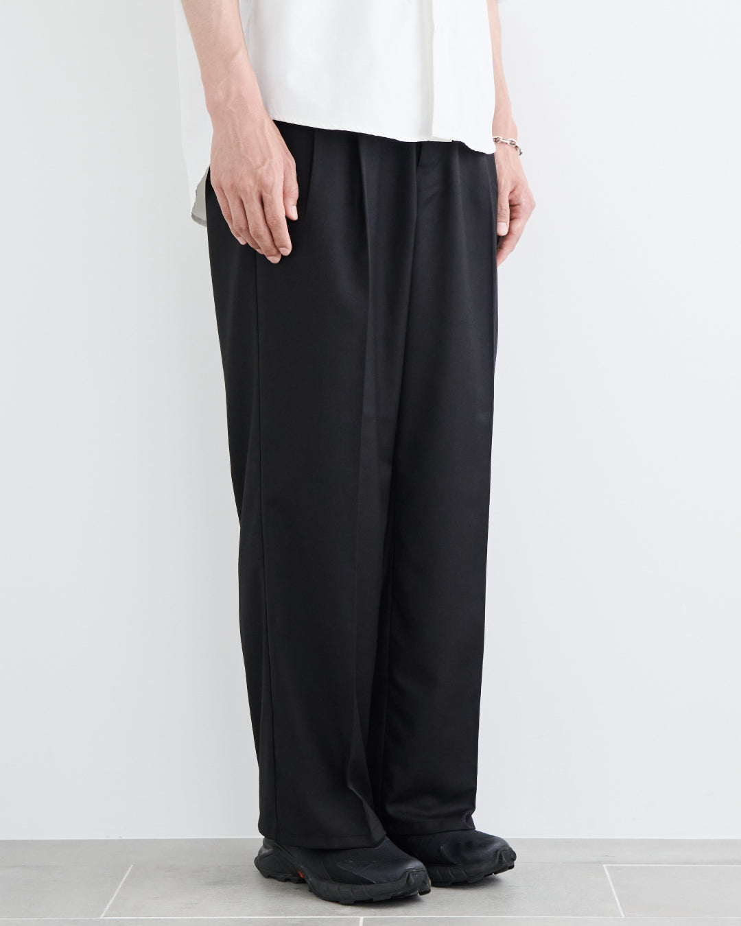 2Tuck Wide Slacks-black-