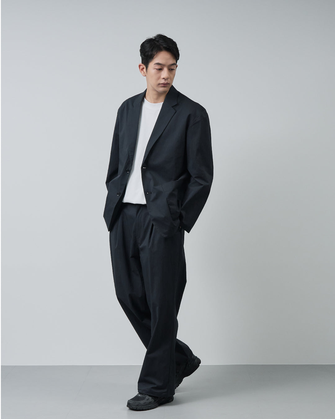 Cotton×Nylon Wide Straight Easy Slacks -black-