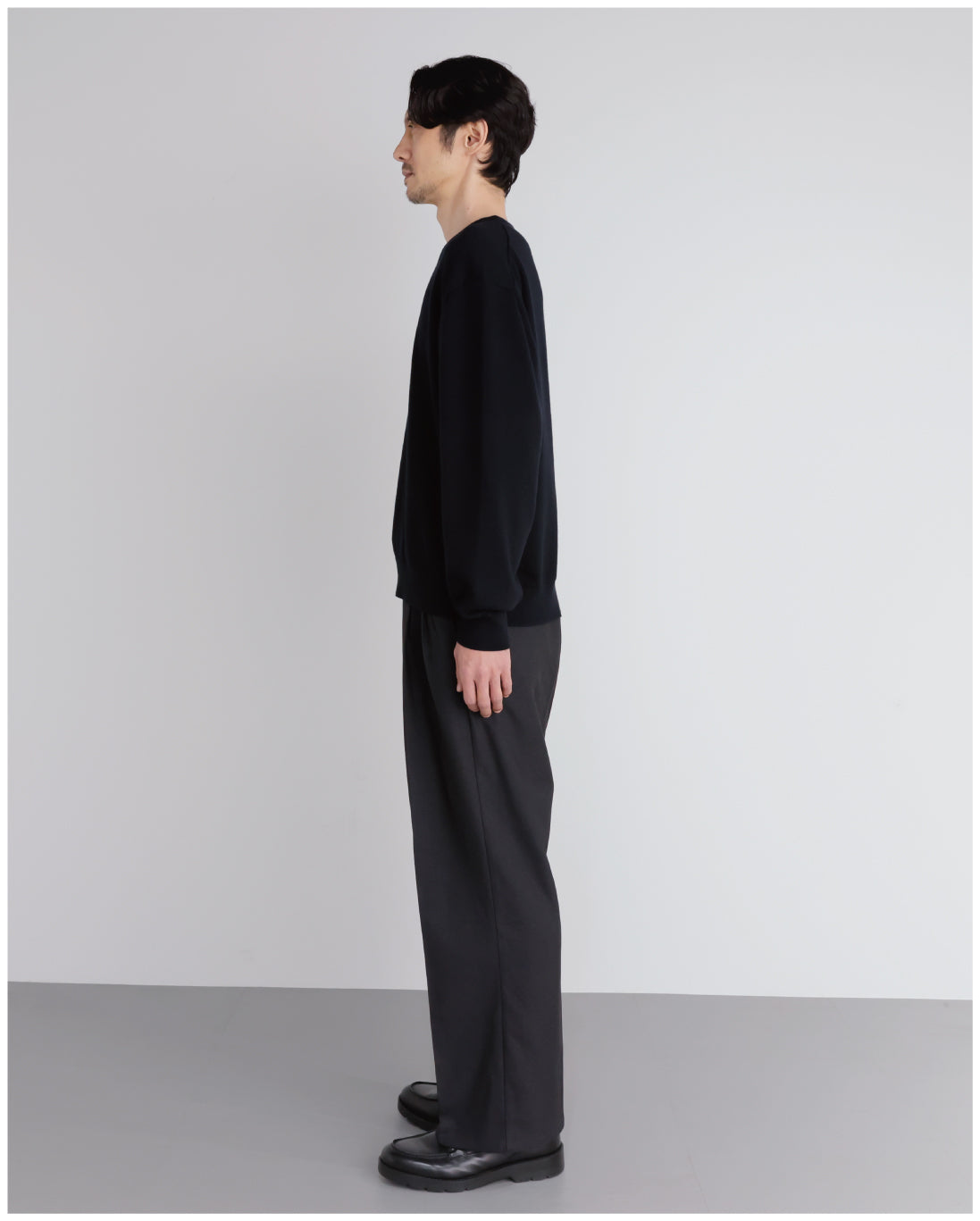 14G Cashmere Mix Crewneck Knit -black-