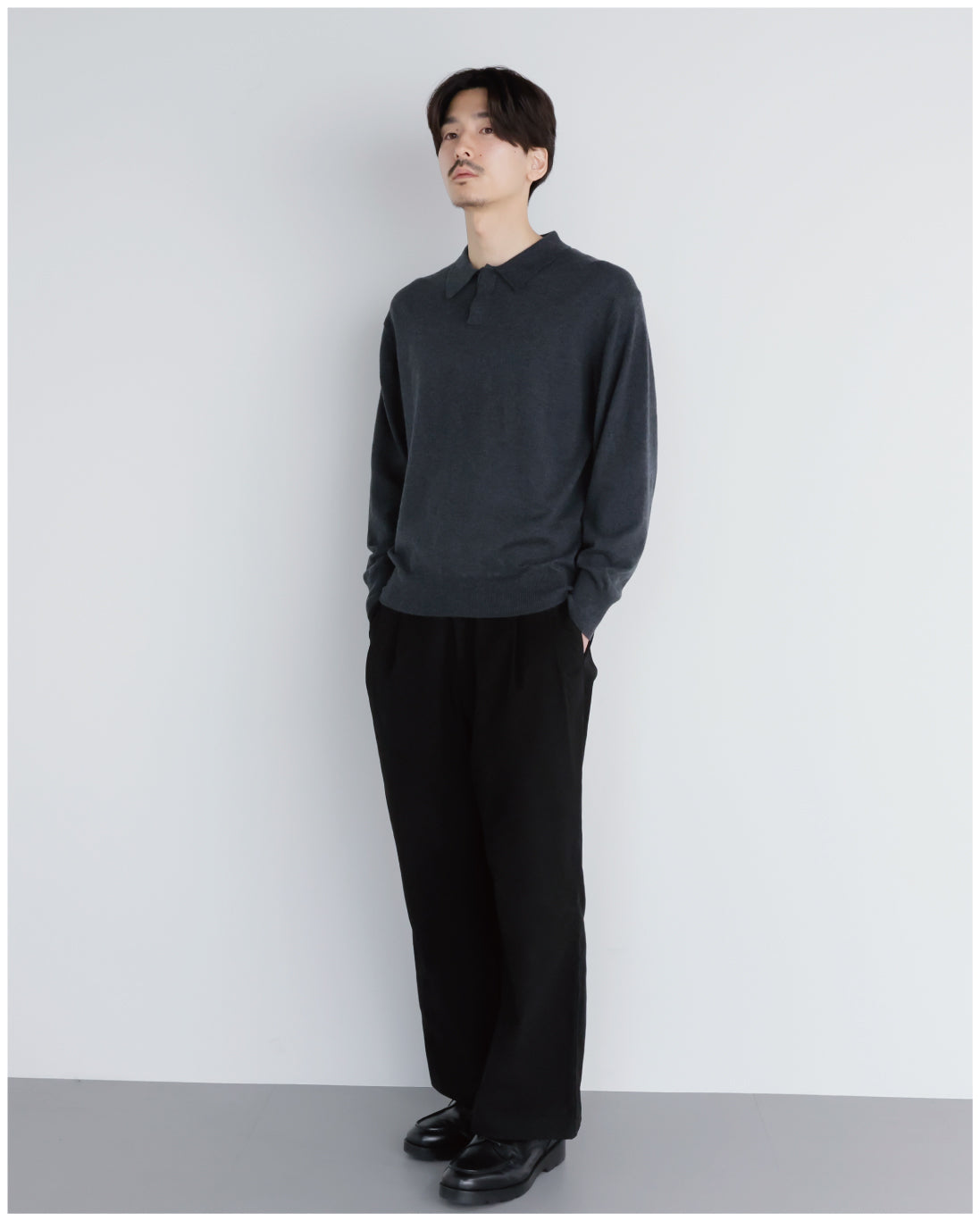 Wide Straight Chino Pants -black-