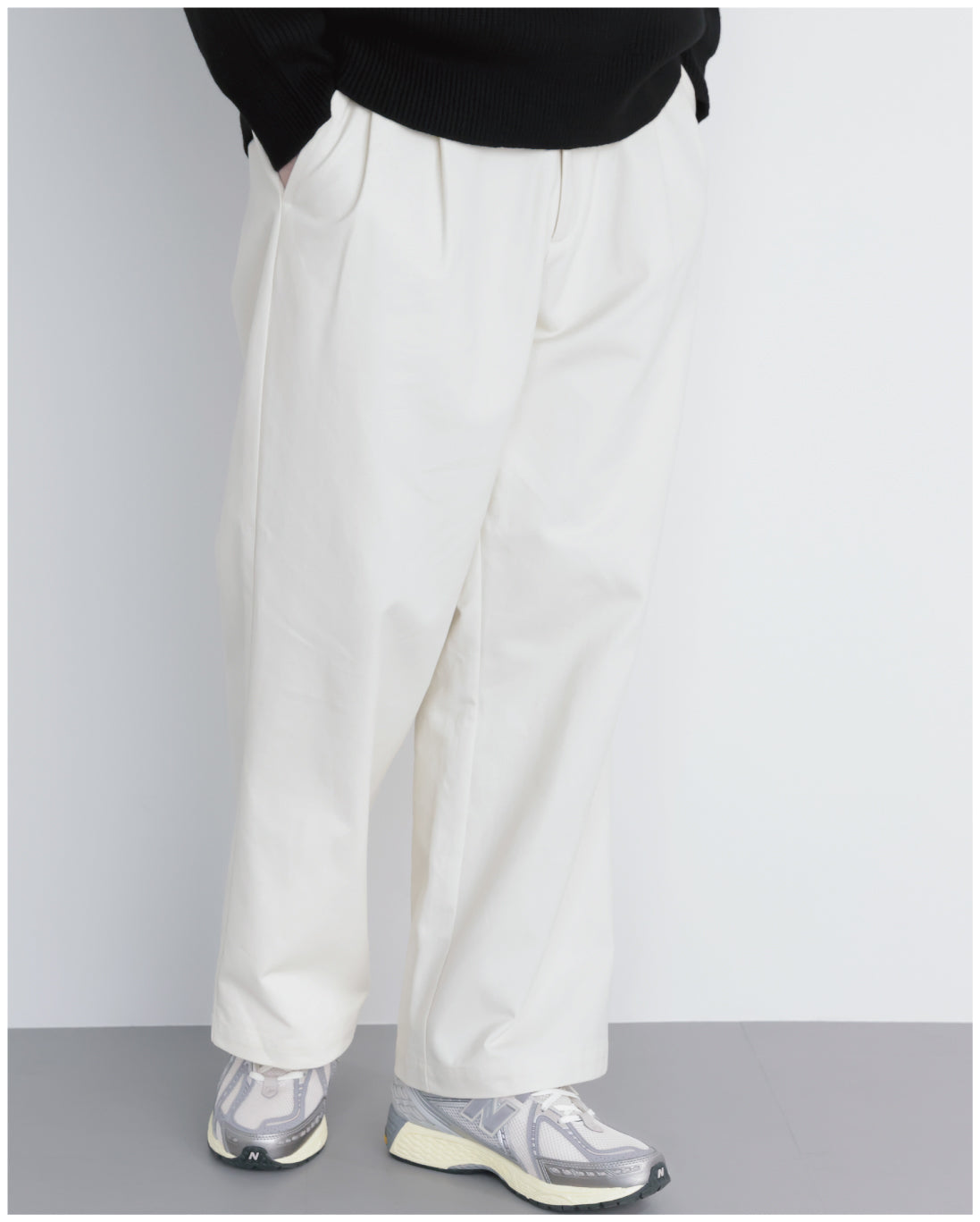 Wide Straight Chino Pants -white-