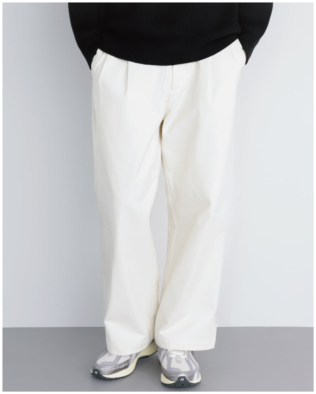 Wide Straight Chino Pants -white-