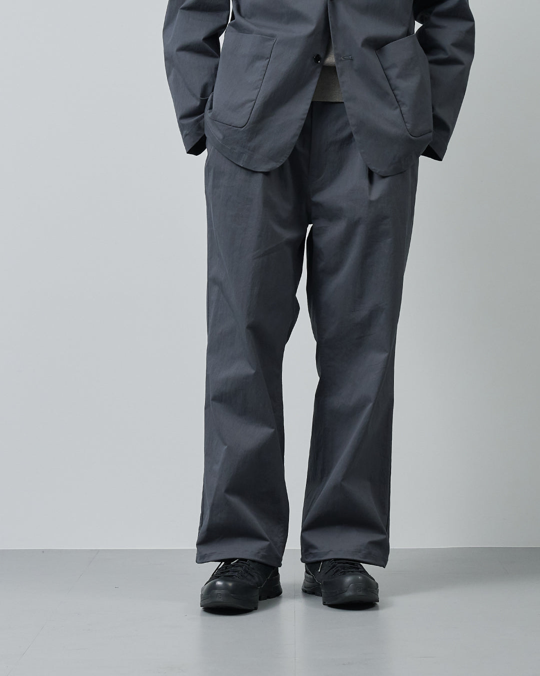 Cotton×Nylon Wide Straight Easy Slacks -charcoal-