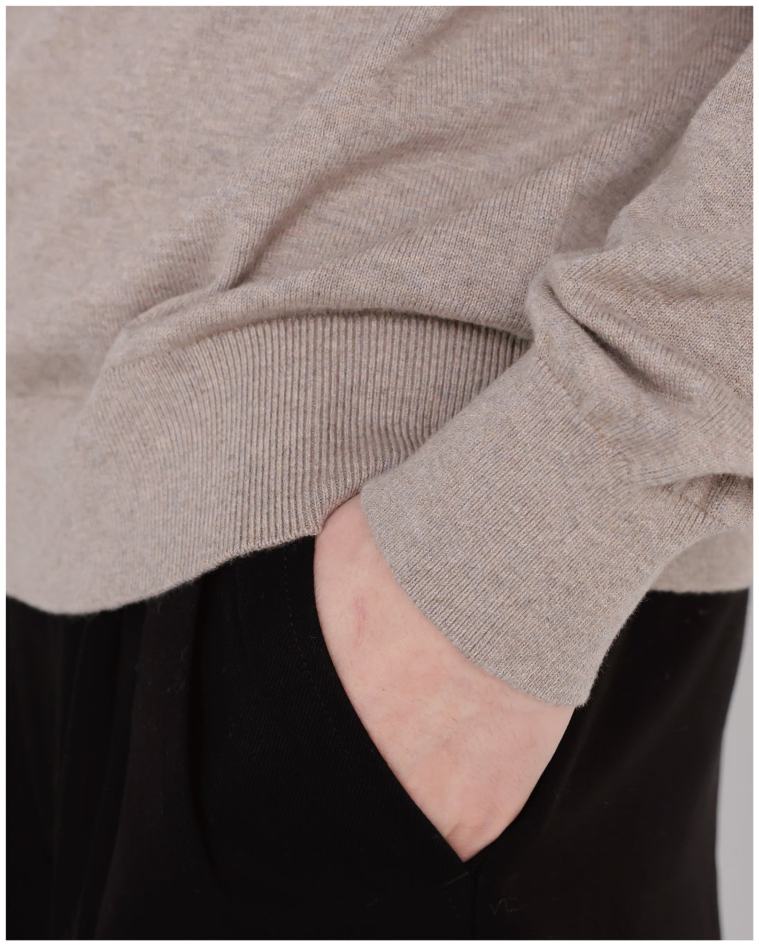 14G Cashmere Mix Mockneck Knit -greige-