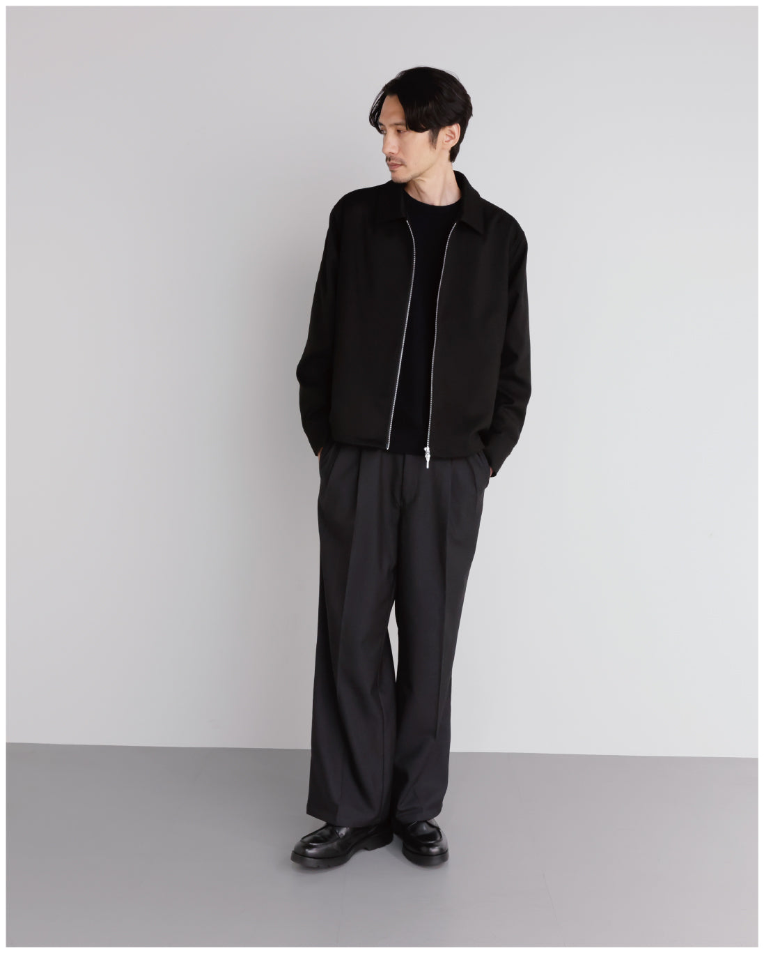 14G Cashmere Mix Crewneck Knit -black-