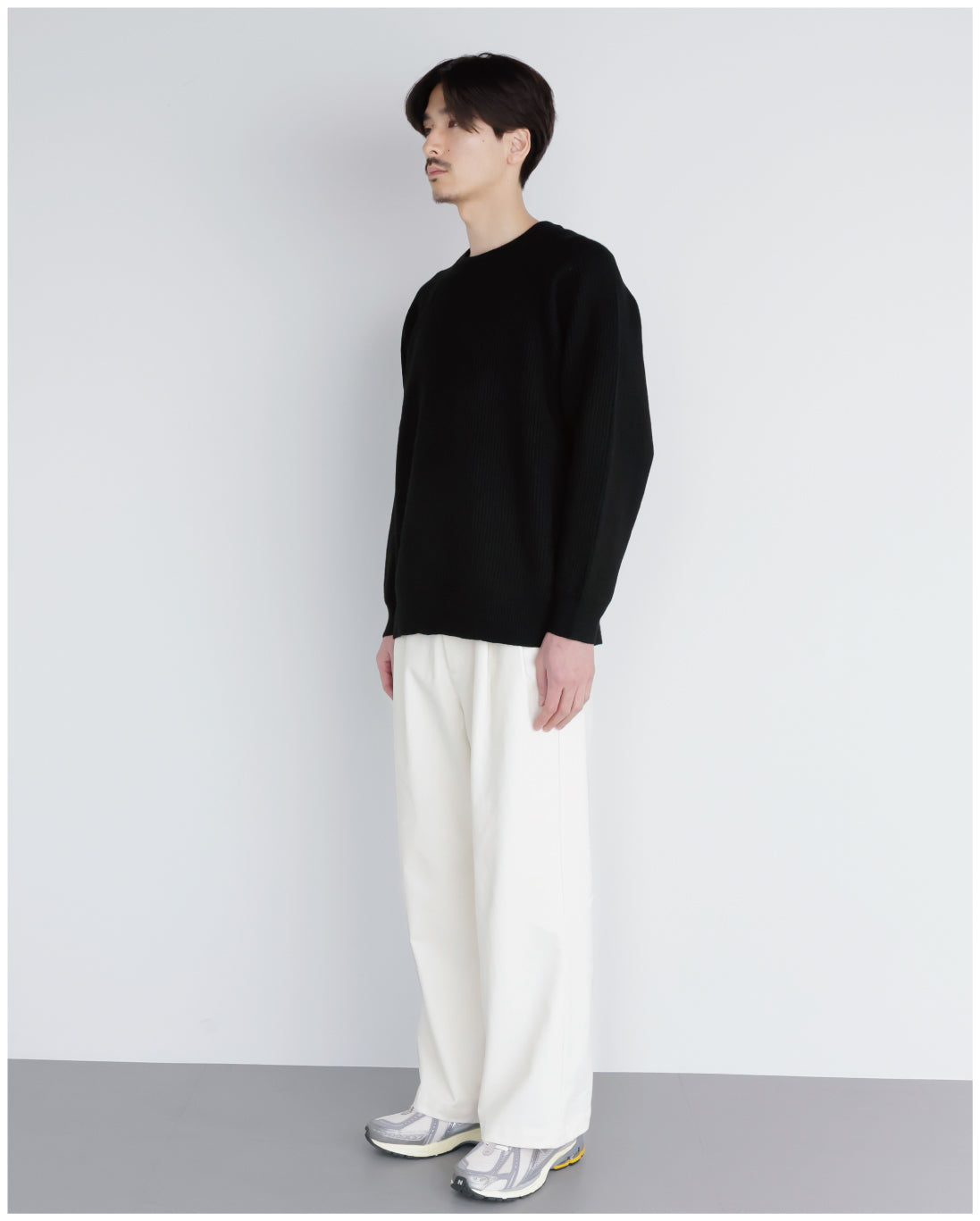 Wide Straight Chino Pants -white-