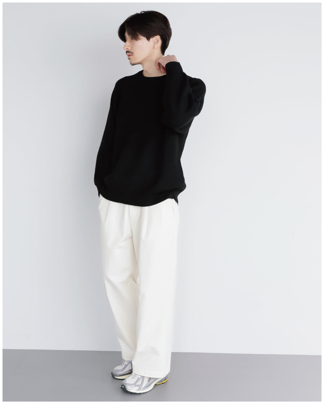 Wide Straight Chino Pants -white-