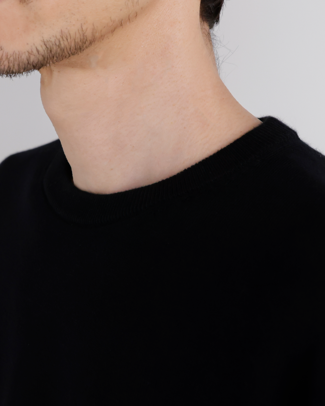 14G Cashmere Mix Crewneck Knit -black-