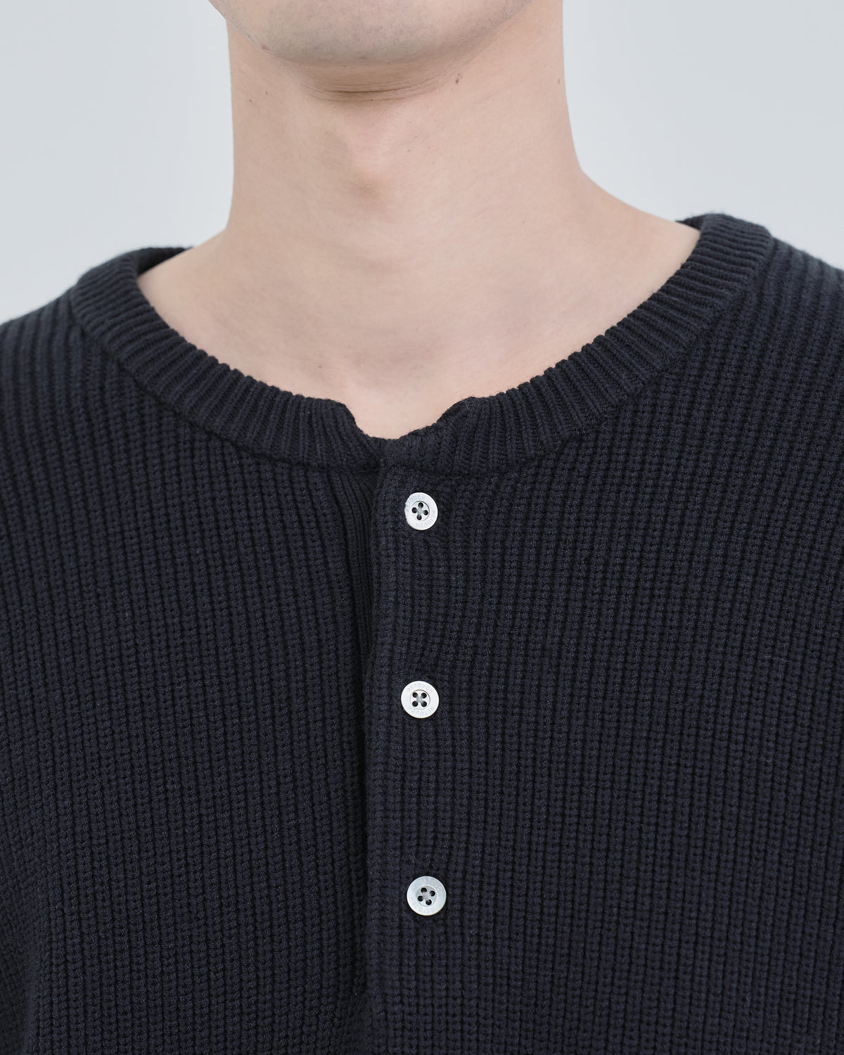 Wide Rib Henley Neck Knit -navy-