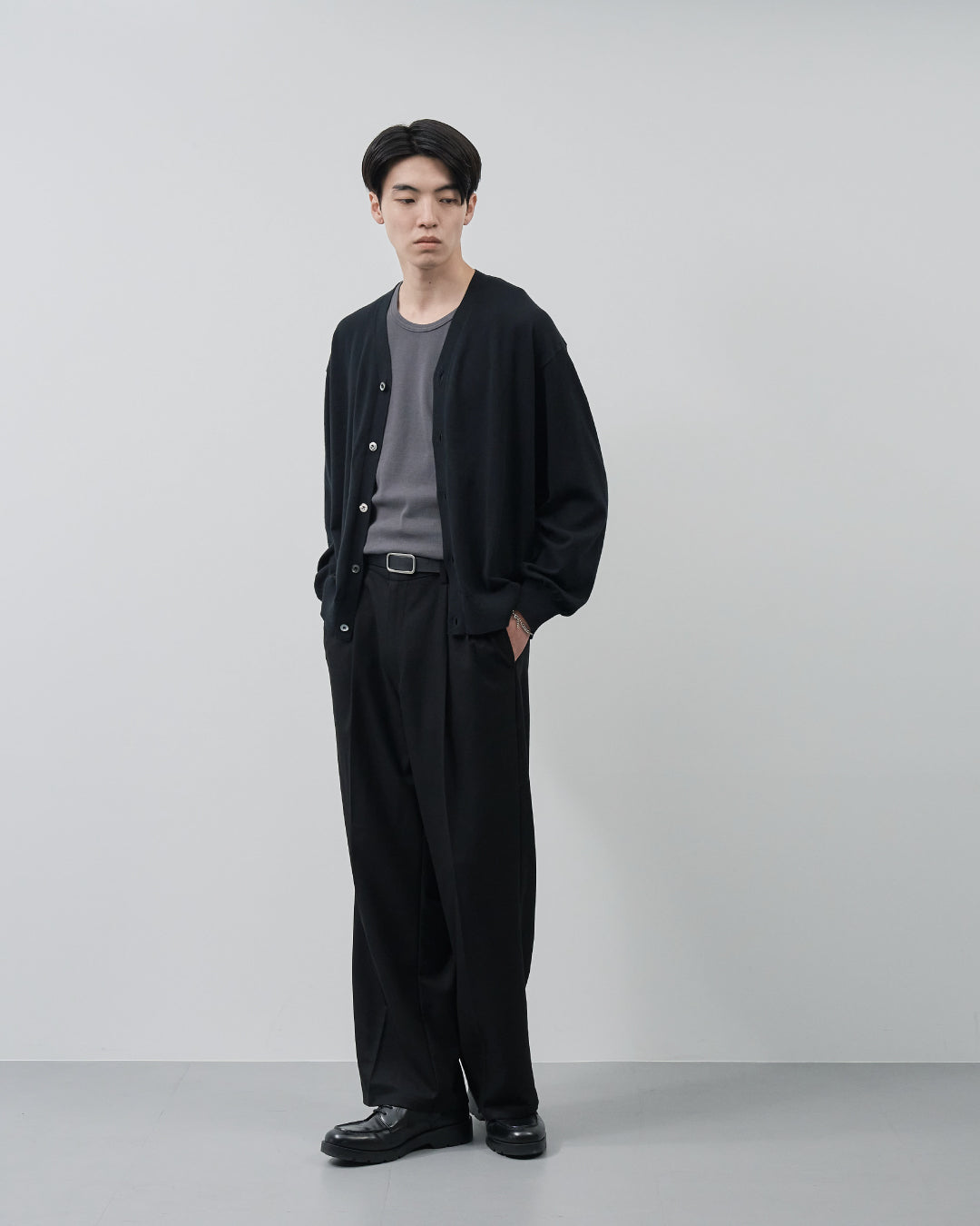 Sheer L/S Cardigan -black-