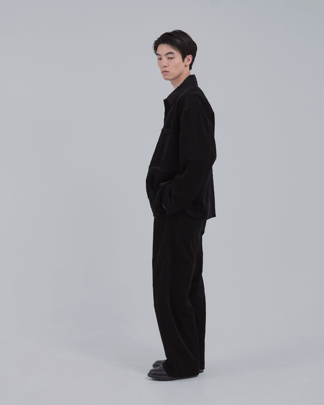Corduroy Wide Straight Pants -black-