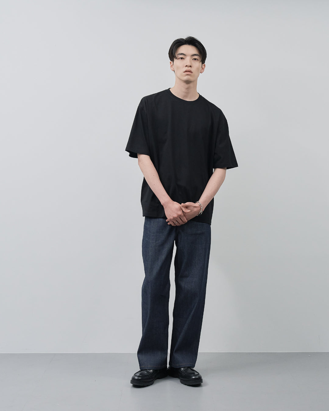 Pack S/S Tee -charcoal×black-
