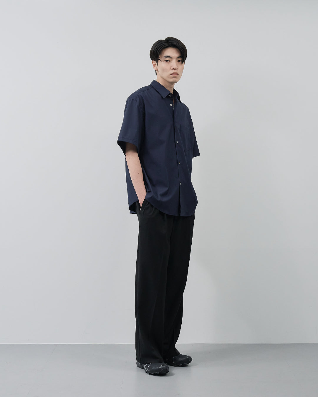 Relaxed Fit S/S Regular Collar Shirt -navy-