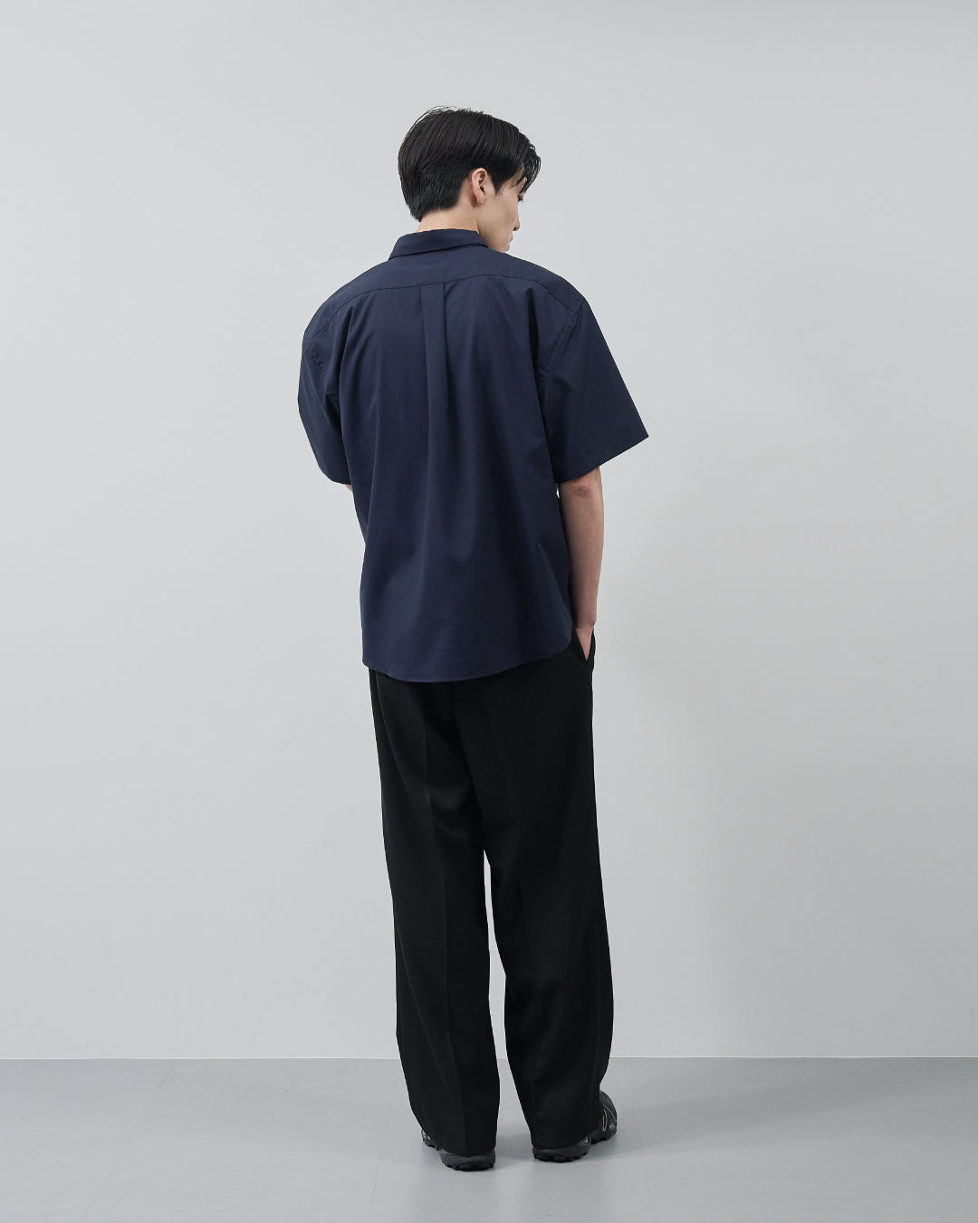 Relaxed Fit S/S Regular Collar Shirt -navy-
