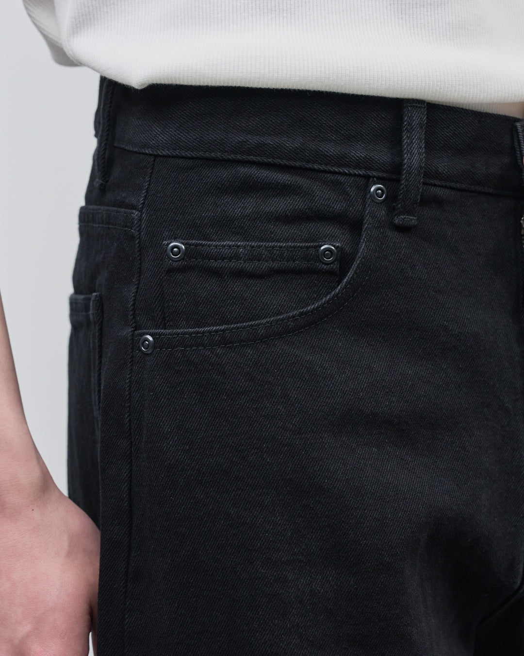Straight Denim Pants -black-