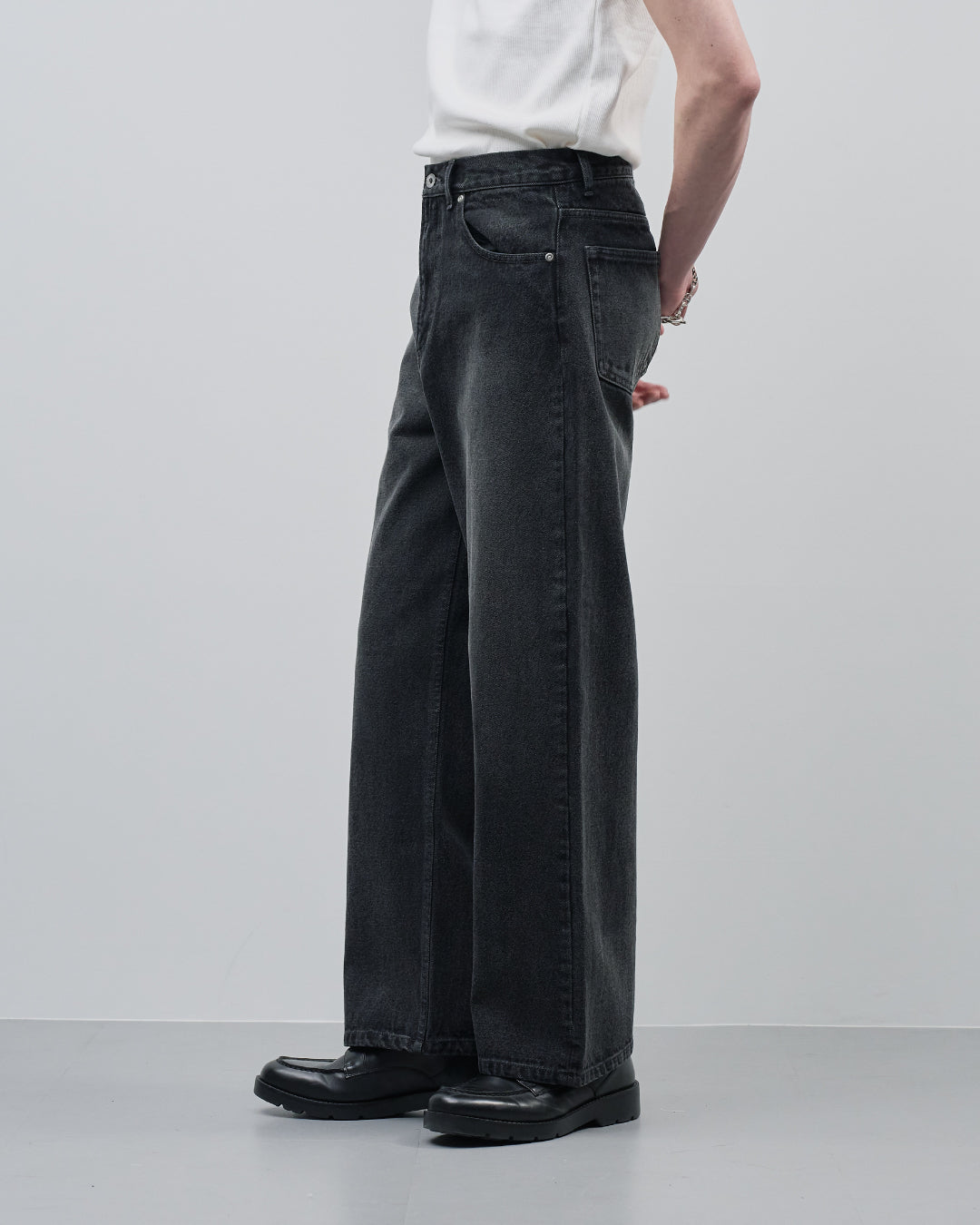 Straight Denim Pants -fade black-