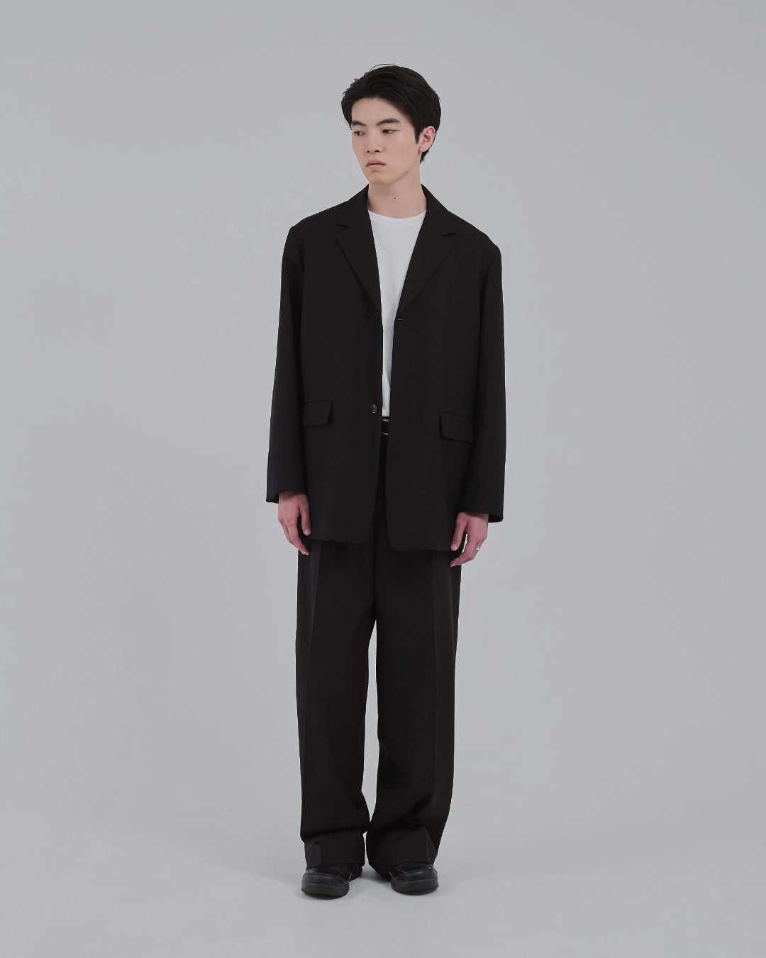 Single-Breasted Tailored Jacket -black-