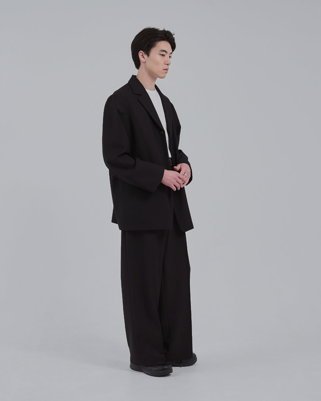 Barrel Leg Wide Slacks -black-
