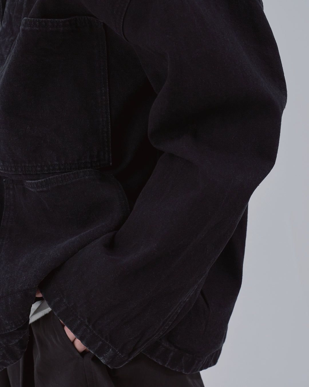 Relaxed Fit Denim Jacket -black-