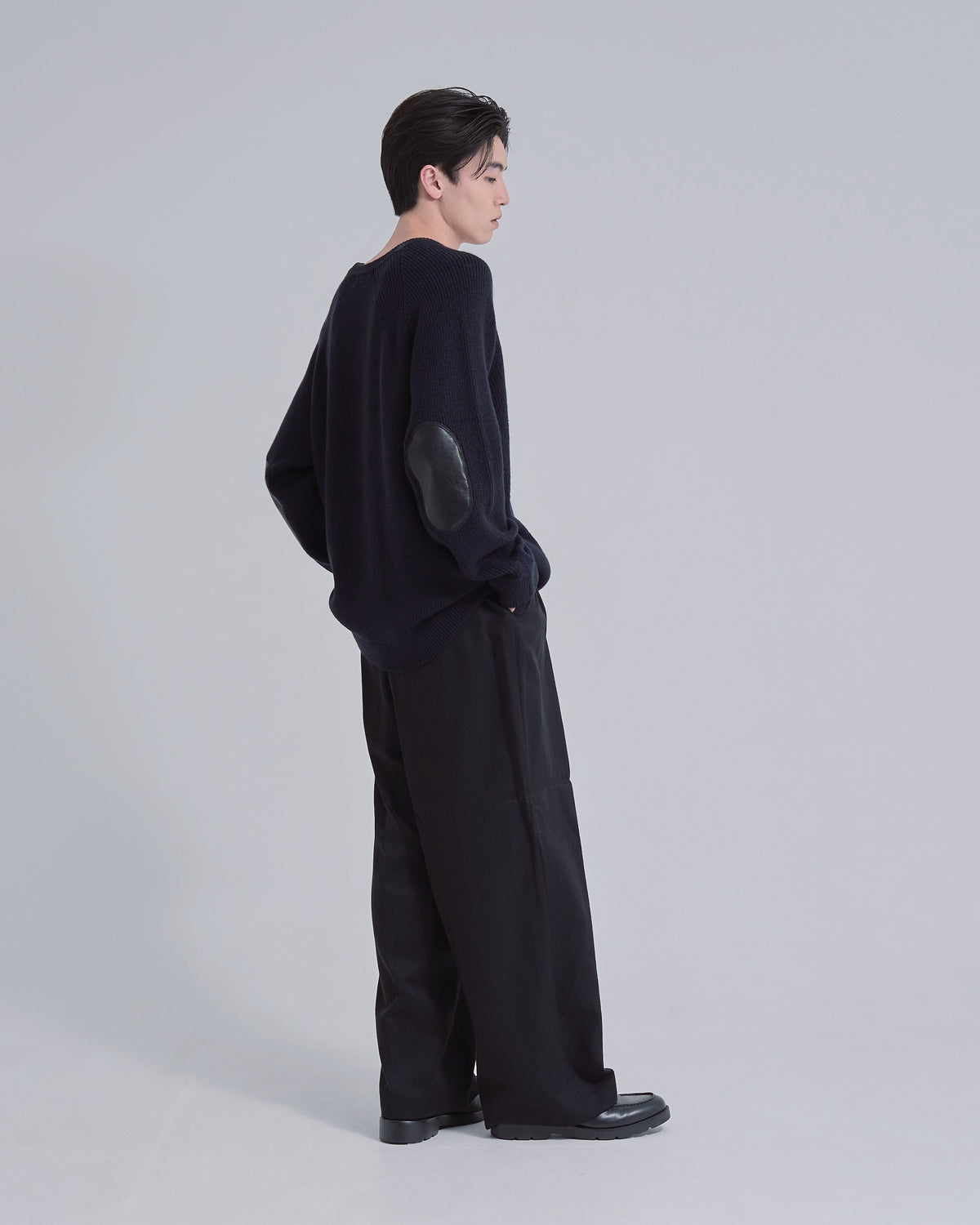 Elbow Patch Rib Crewneck Knit -navy-