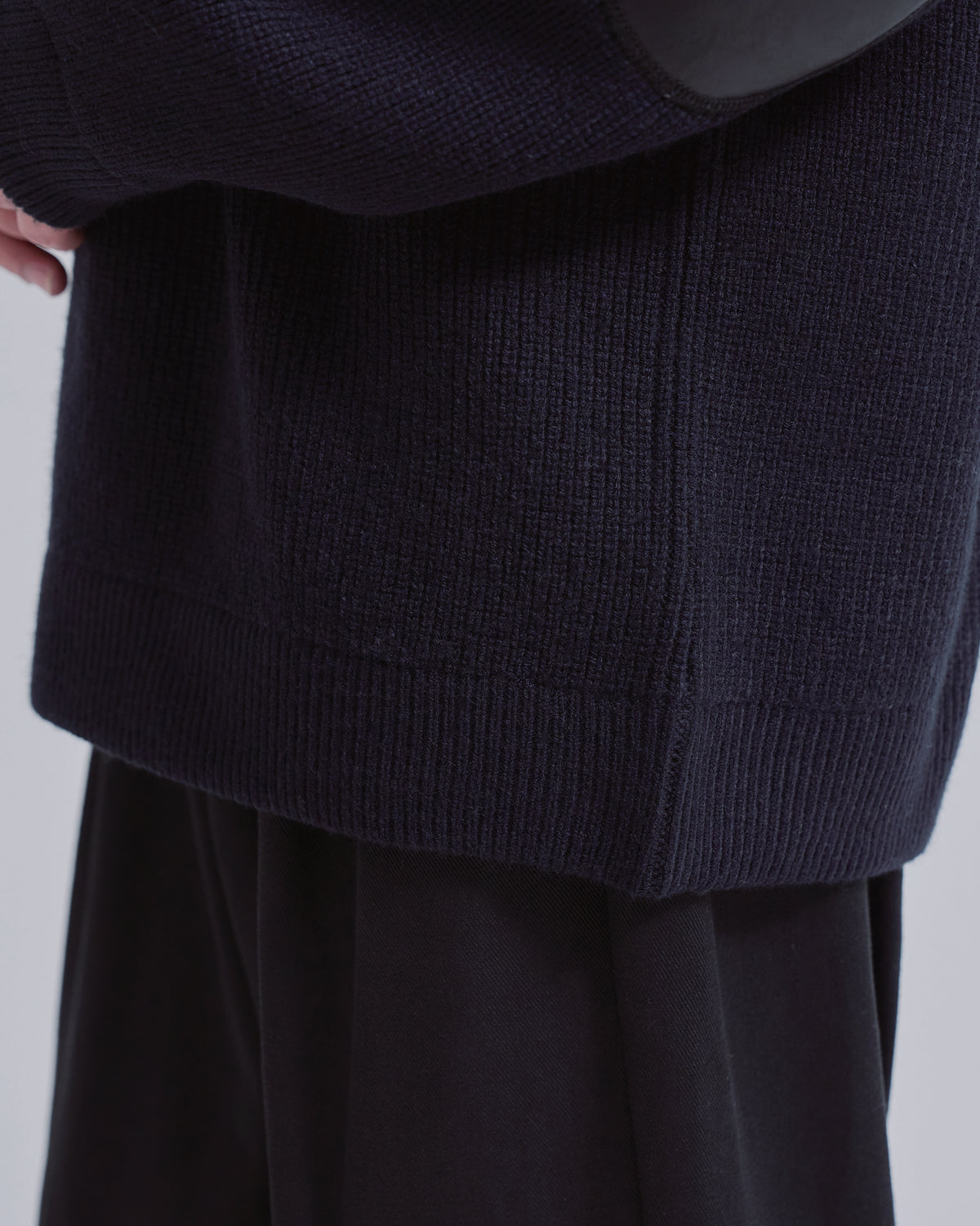 Elbow Patch Rib Crewneck Knit -navy-