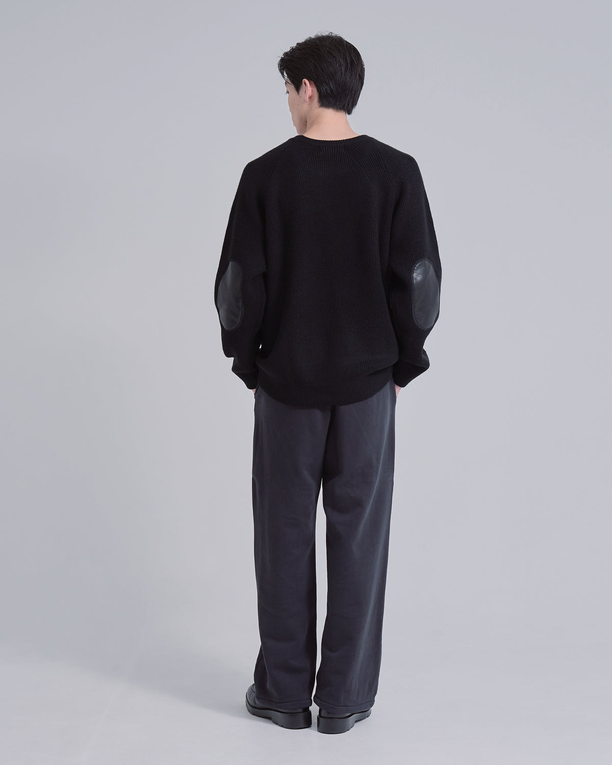 Elbow Patch Rib Crewneck Knit -black-