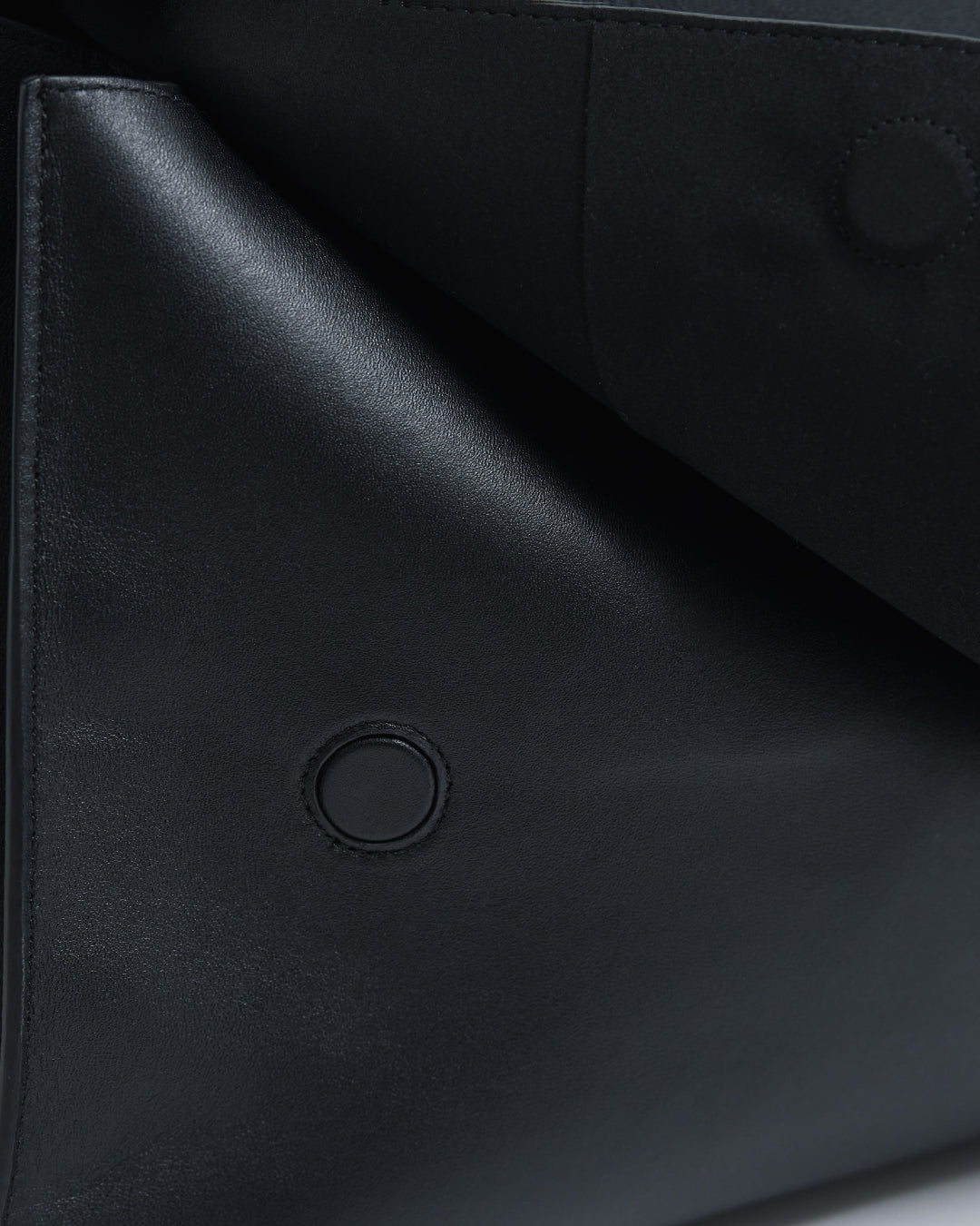 Lamb Leather Flap Shoulder Bag -black-