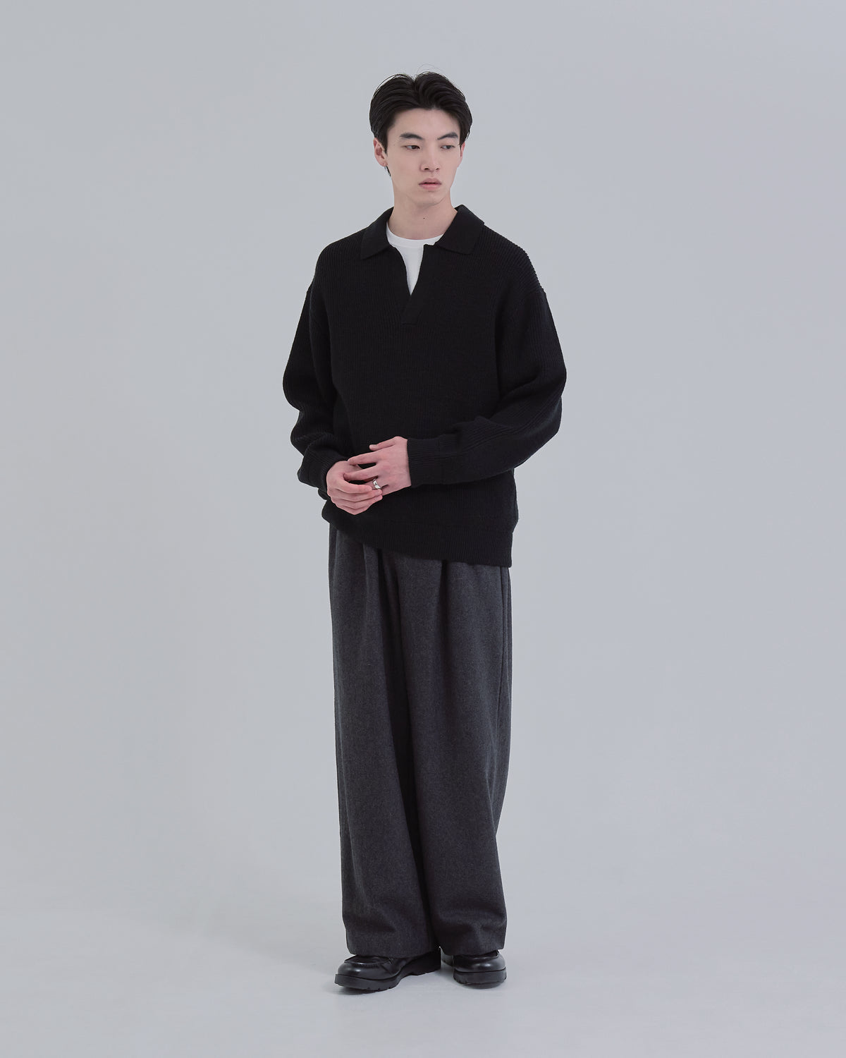 Wide Rib Skipper Knit -black-