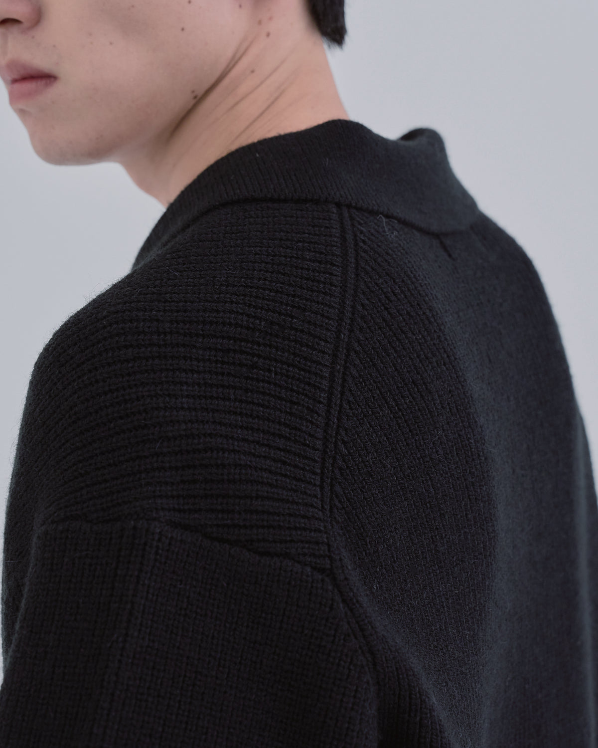 Wide Rib Skipper Knit -black-