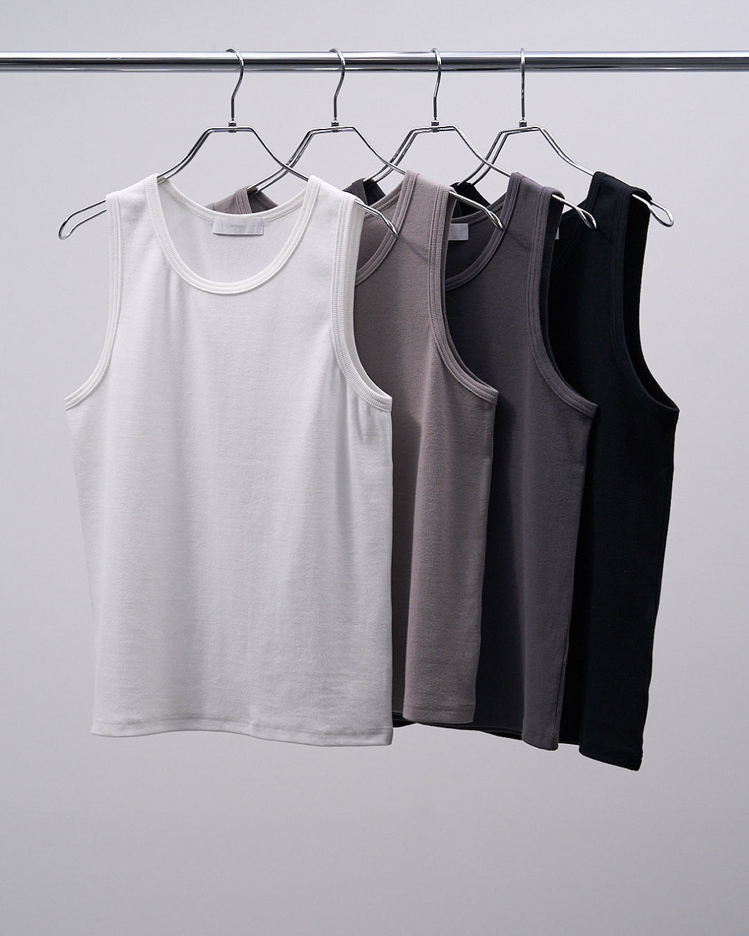 Pack Tank Top -white×charcoal-