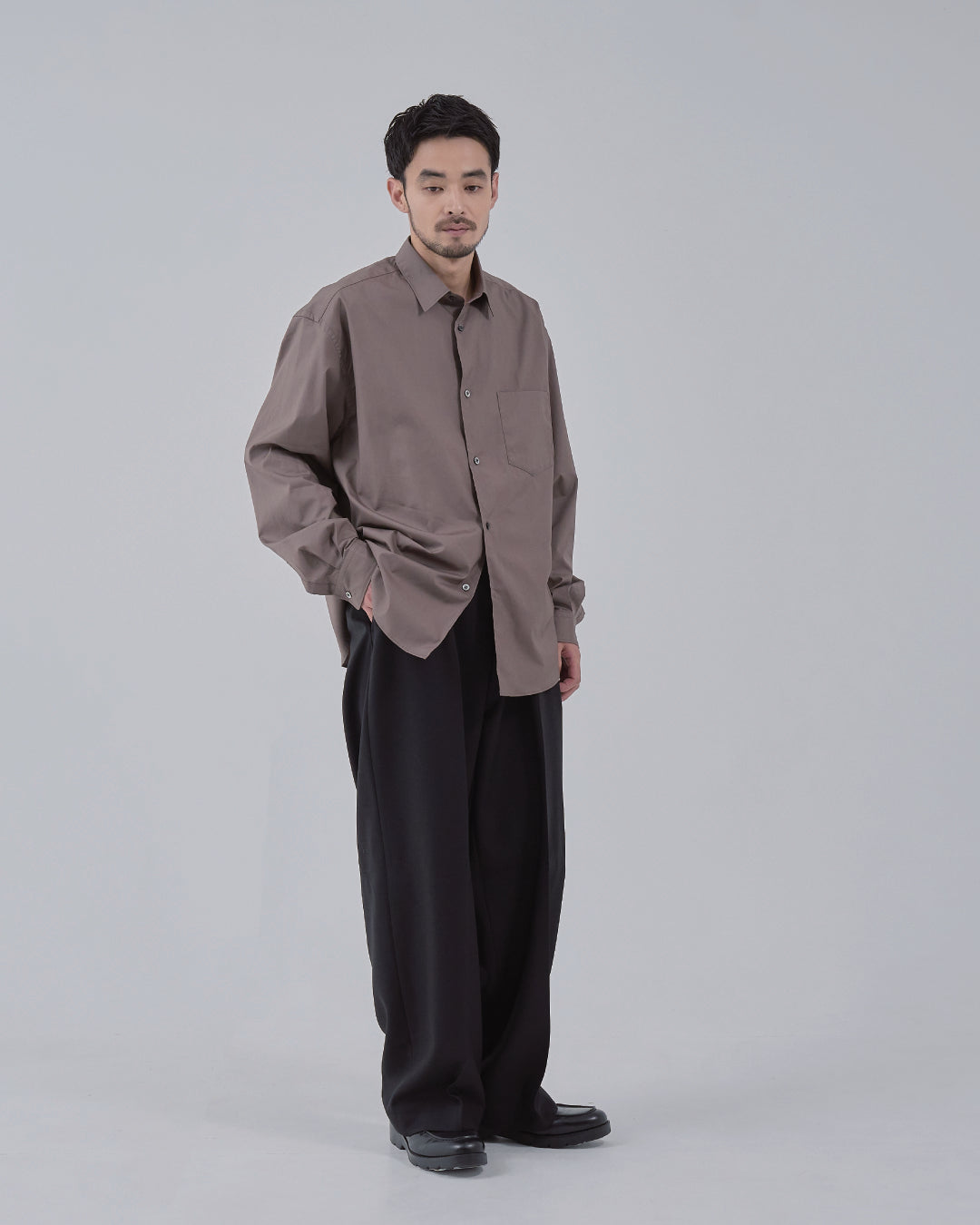 Relaxed Fit Regular Collar L/S Shirt -brown-