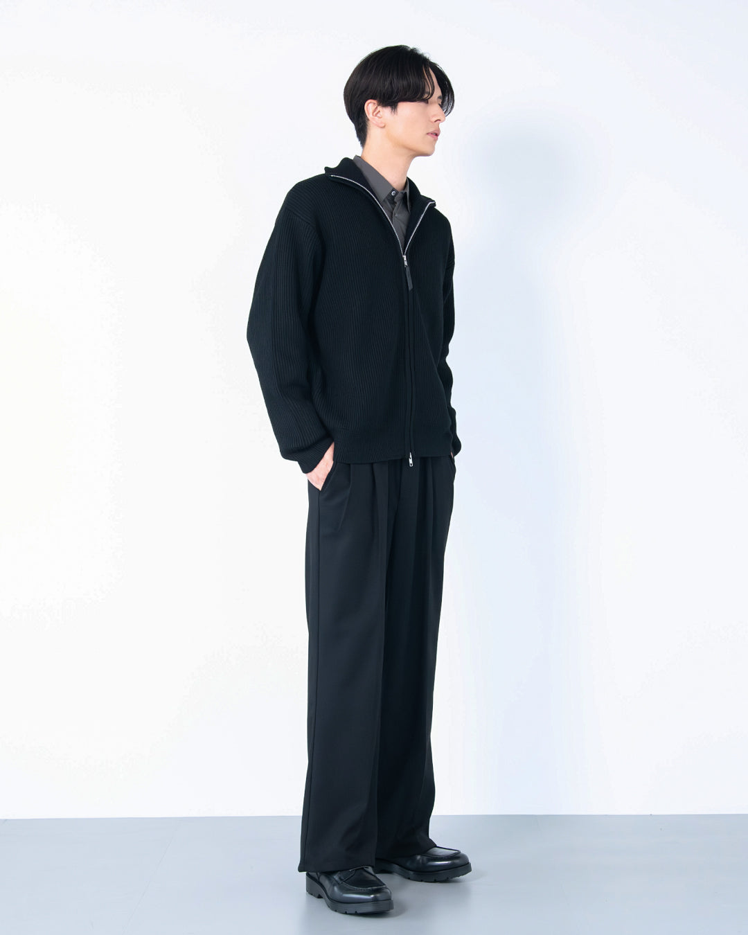 Wool Mixed Drivers Knit -black-