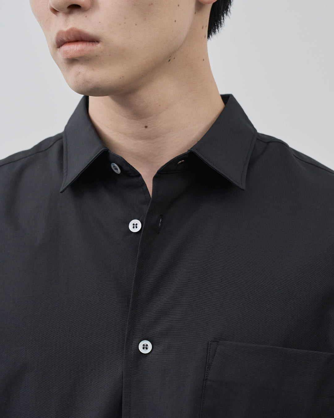 Relaxed Fit S/S Regular Collar Shirt -black-