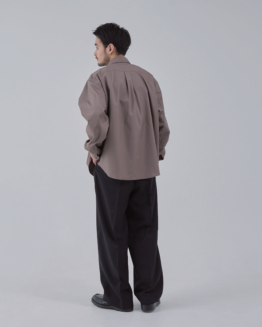 Relaxed Fit Regular Collar L/S Shirt -brown-