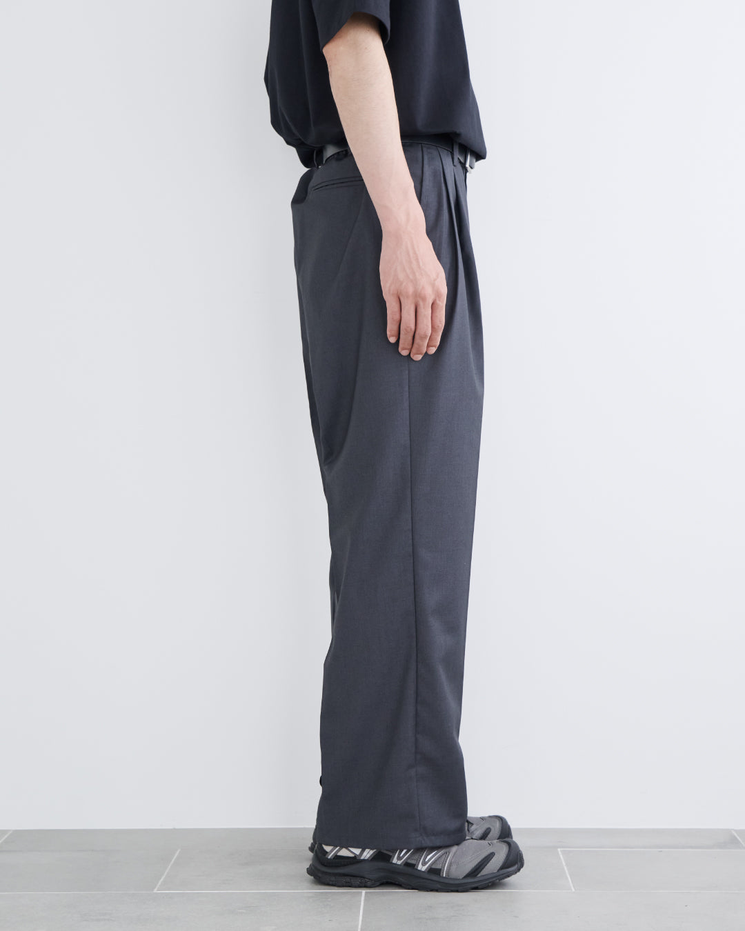 2Tuck Wide Slacks-gray-