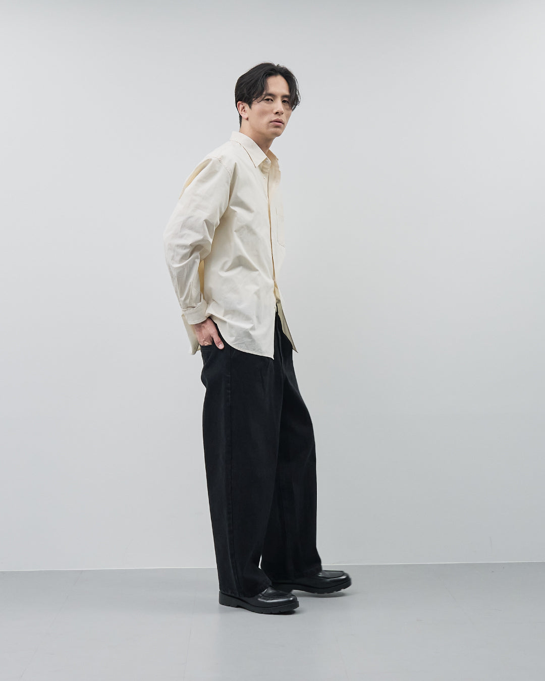 Cotton Broadcloth Regular Collar L/S Shirts -ivory-