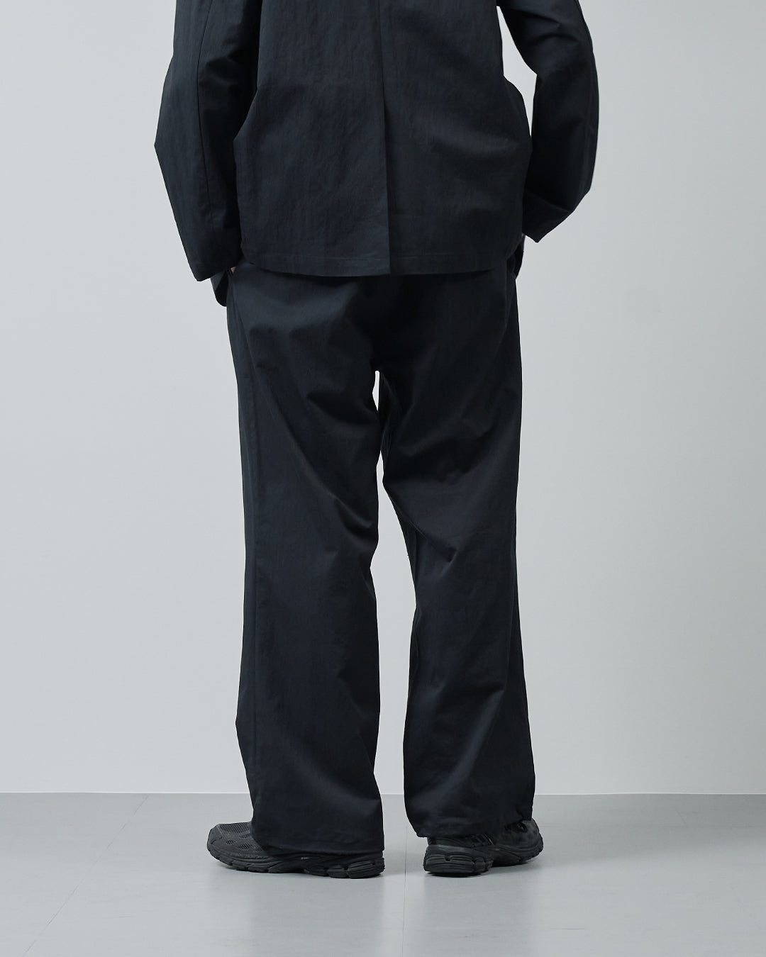 Cotton×Nylon Wide Straight Easy Slacks -black-